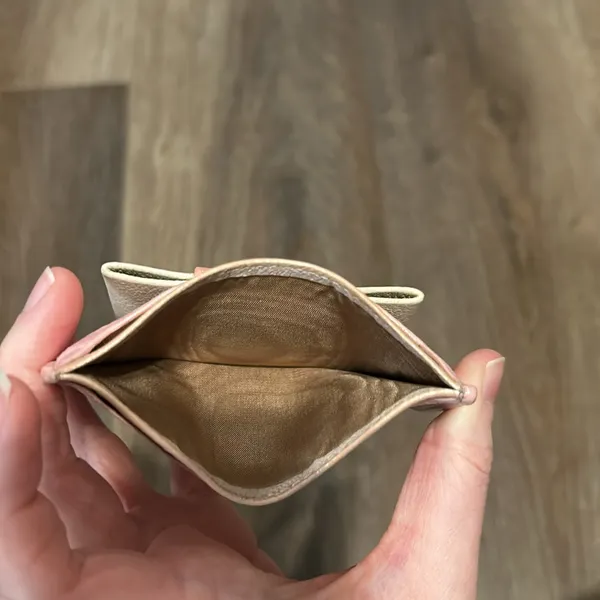 Miu Miu card holder - repainted - Image 12