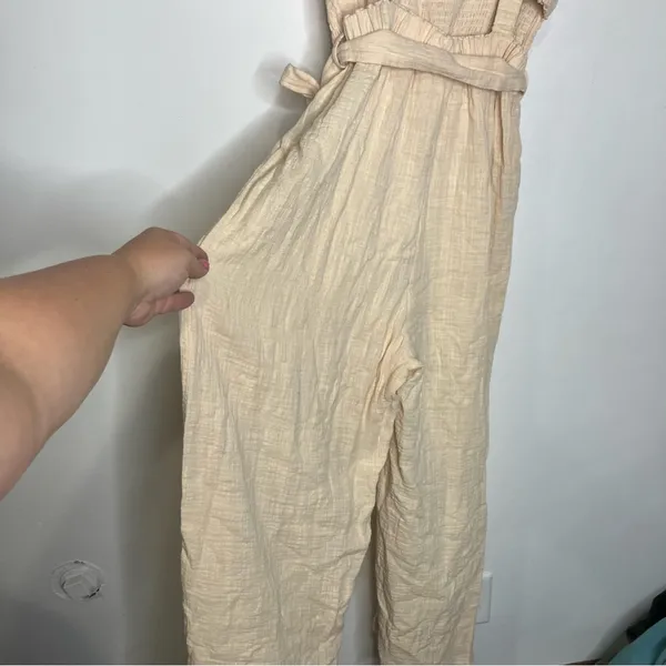 Loveriche cream raw hem jumpsuit‎ open back tie waist women's size medium trendy - Image 6