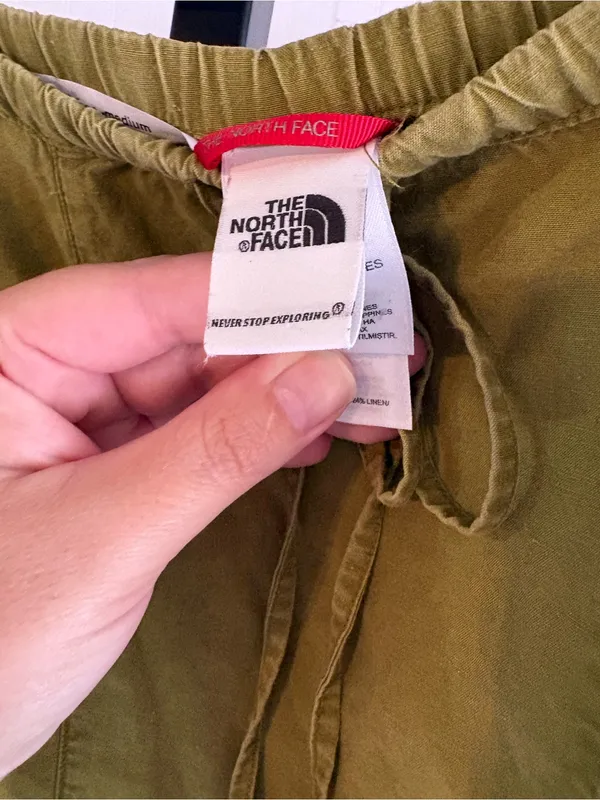 NORTH FACE MEDIUM ✨ embroidered tie skirt green EUC - Image 3