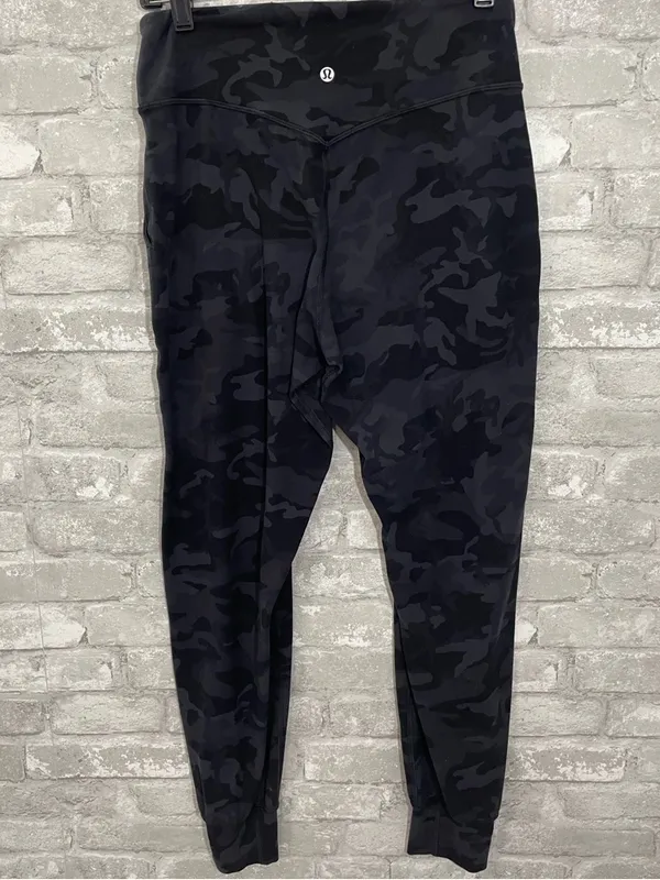 Lululemon Align Jogger 28"
Incognito Camo Multi Grey - Image 4