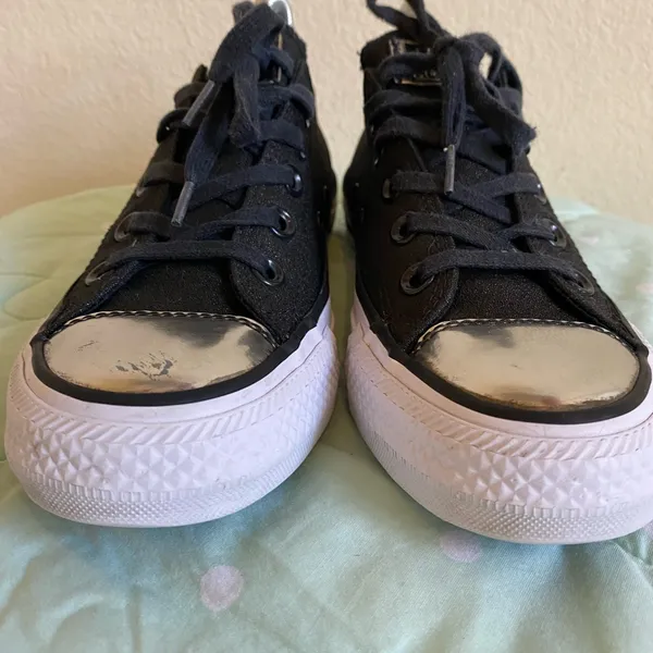 Converse Black Womens Sneakers size 5.5 - Image 3