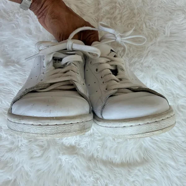 Adidas Stan Smith White and Navy Leather Sneakers M20325 - Image 6