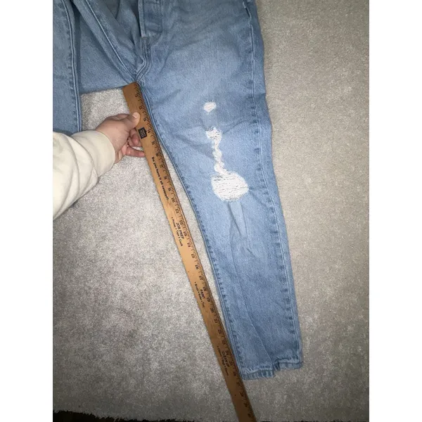 levis 501 premium denim‎ button fly 26x28 Women's Distressed Cotton Jeans - Image 11