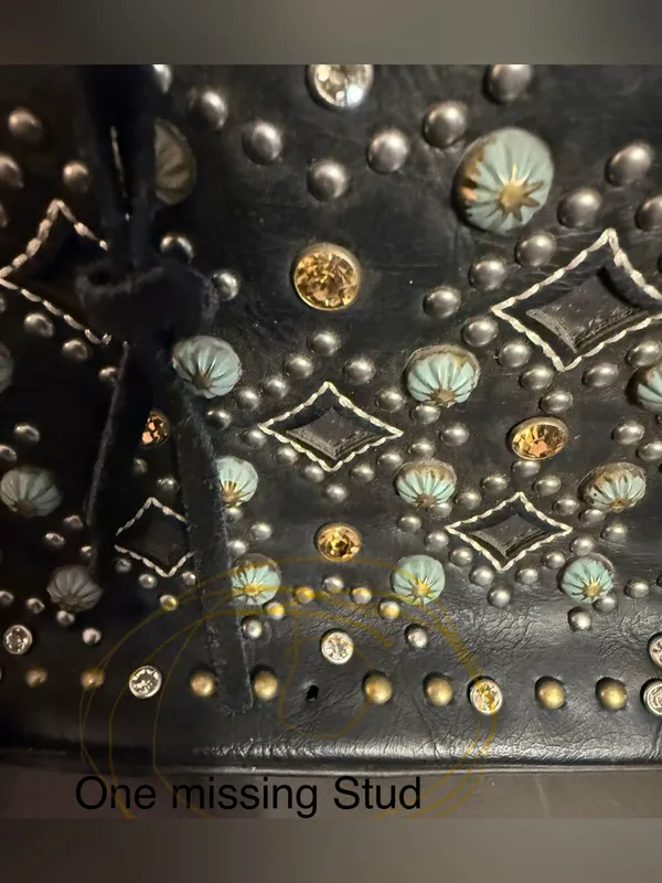 Montana West tote bag features studded rhinestone detailing - Image 7