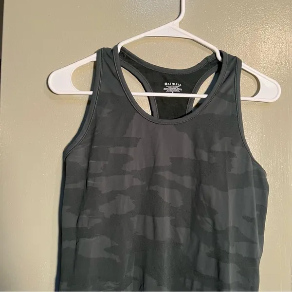 Athleta Women's Size Small Speedlight Camo Tank Top‎ Racerback Green Rapids - Image 4