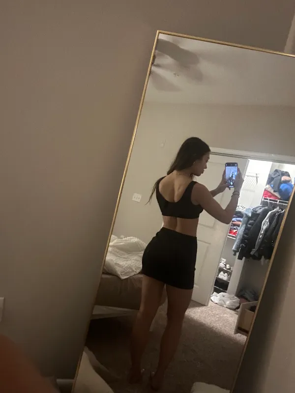 Aritzia Sunday Best Silk Mini Skirt - Image 4