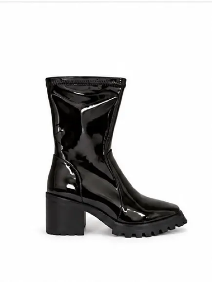 Slowline Black Patent Leather Lug Sole Square Toe Chunky Heeled Ankle Boots NWOT - Image 2