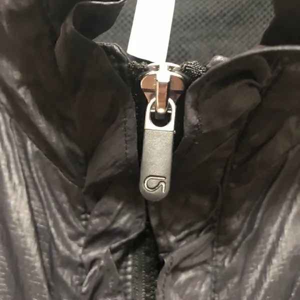 Gap nylon ruffled windbreaker  - Image 5