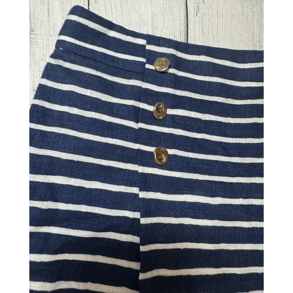 Zara Women’s Navy Blue Tailored High Waist Shorts Gold Button Detail Size M - Image 7
