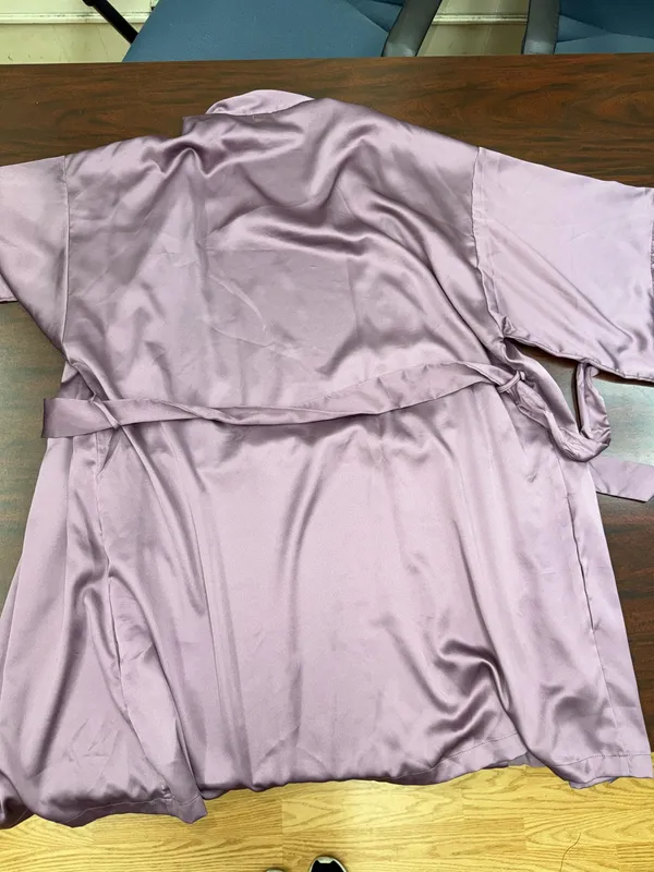 Victoria’s Secret Mauve-Purple Colored Robe Size Medium/Large - Image 3