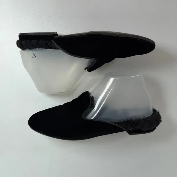 Birdies Size 7 Classic Phoebe Slippers Black Velvet Faux Fur Slide Shoes Women's - Image 4