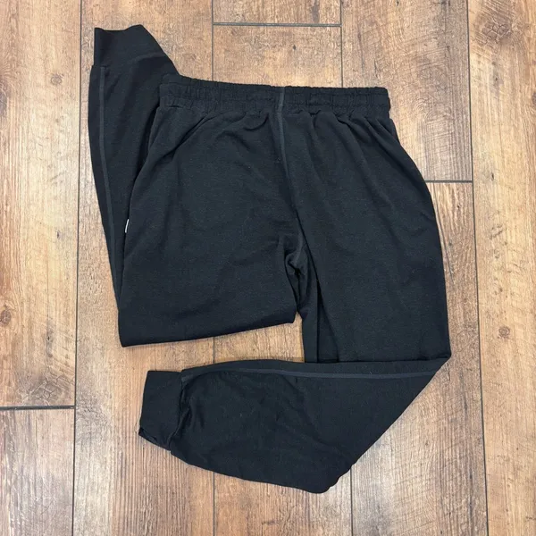 Vuori Women’s Performance Jogger - Black - XS -VW303 Athletic Soft Pockets - Image 3