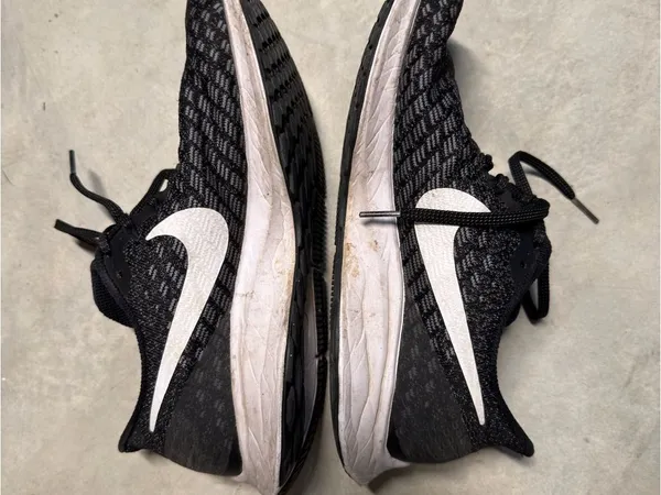 Nike Zoom Pegasus 35 Running Shoes Size 8 - Image 4
