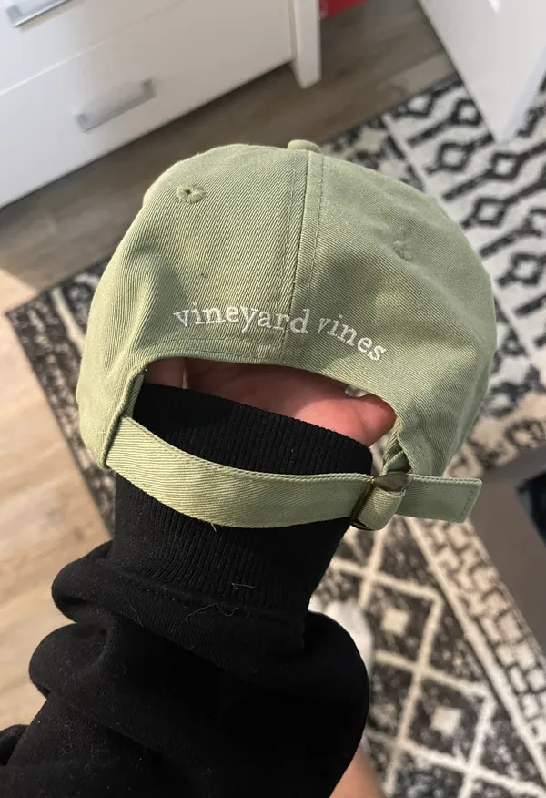 Vineyard Vines hat - Image 2
