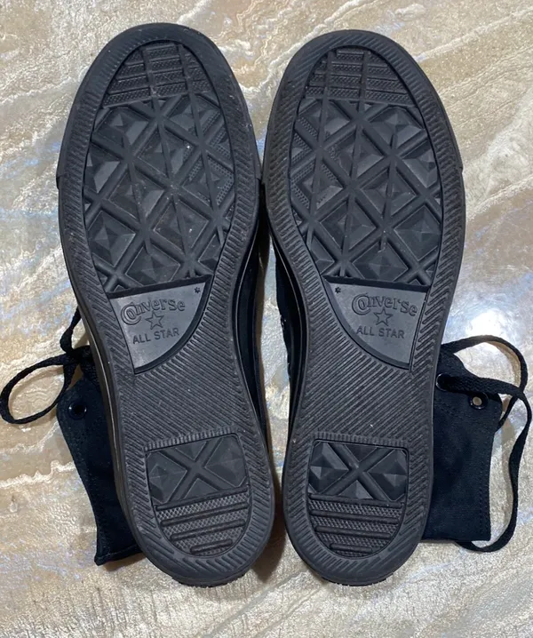 Converse Chuck Taylor All Star Unisex Black Sneakers Women’s 10.5 (See all Pics) - Image 9