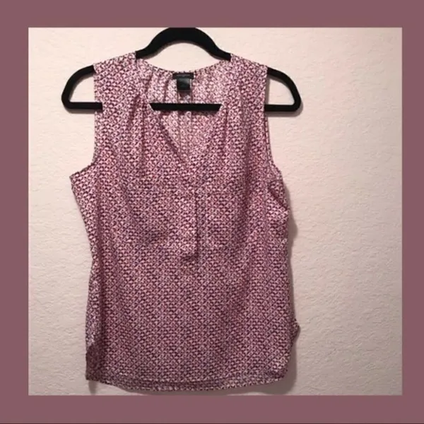 *30off3* NWOT. Ann Taylor blouse with 2 pockets‎ & buttons​ - Image 2