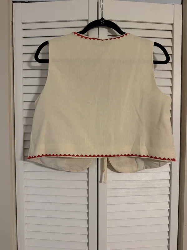SHEIN embroidered vest - Image 2
