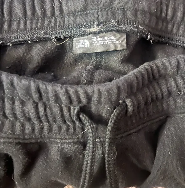 The North Face Sweatpants Black Medium - Image 3