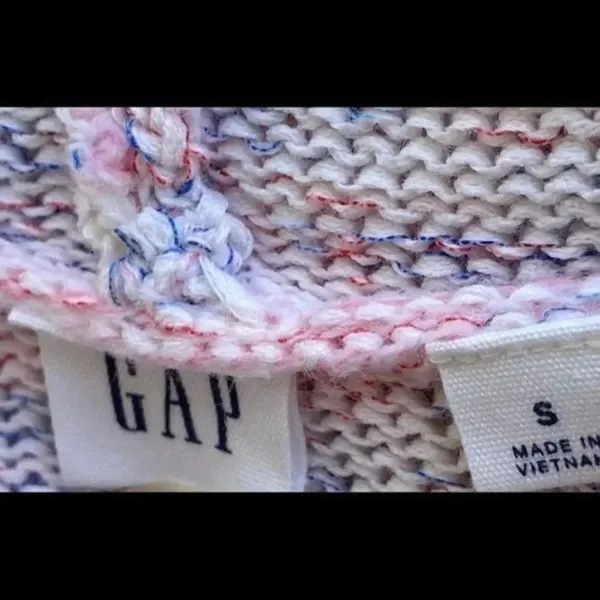 Gap Hooded pullover red white and blue‎ Sweater size small​​ - Image 3