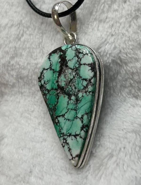 Turquoise Natural Pendant Necklace - Image 8