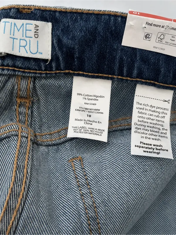 Time and Tru Women’s Straight-Leg Jeans in Medium Blue - Image 6