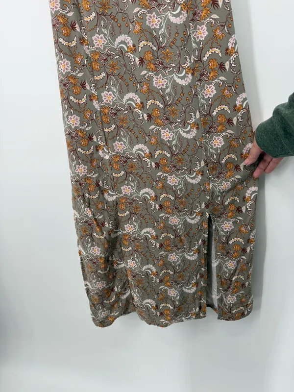 Wallflower Brown Floral Sun Dress Maxi Spaghetti Strap Medium Front Slit Boho - Image 4