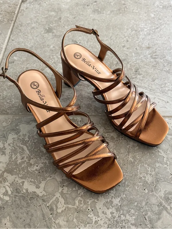 Bella Vita Damsel Square Toe Heeled Sandals in Metallic Bronze, Size 10 W, NWT - Image 5