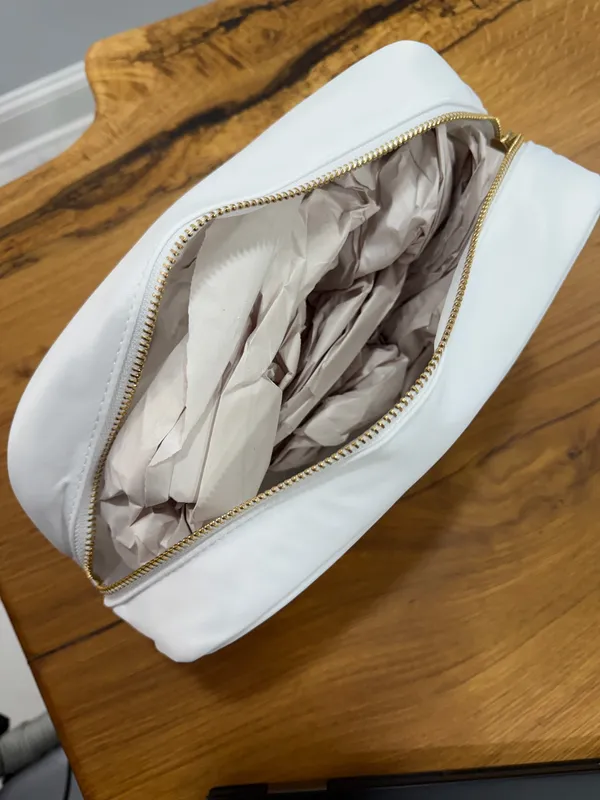 Bride Makeup Case White - Image 5