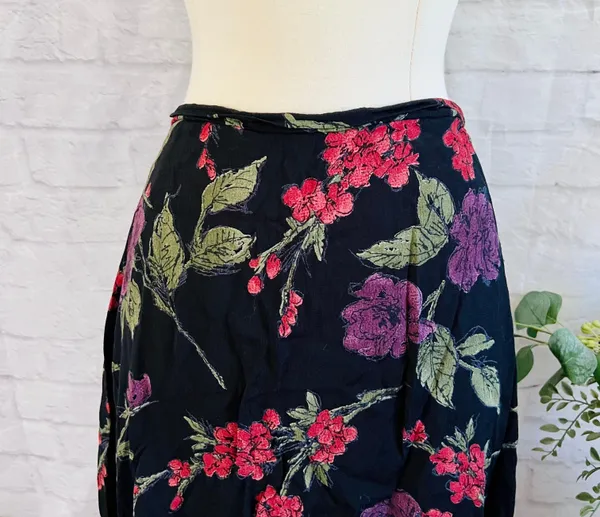 Ellen Figg Floral Skirt - Image 2