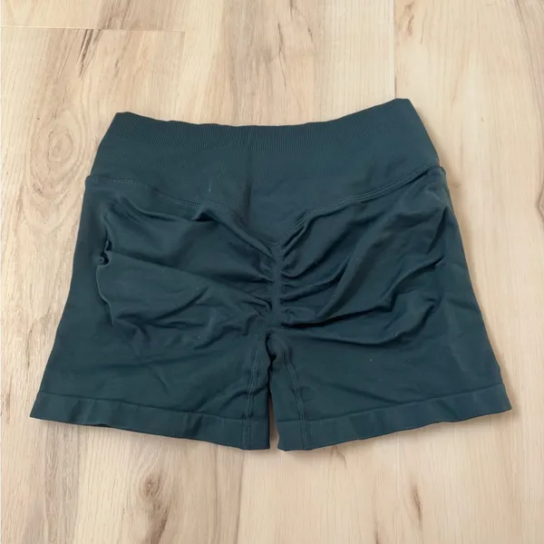 High-Waist Seamless Bike Shorts in Deep Teal - Image 5