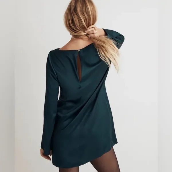 NWOT MADEWELL Long Bell Sleeve Satin Shift Dress in‎ Smoky Spruce, Medium - Image 3