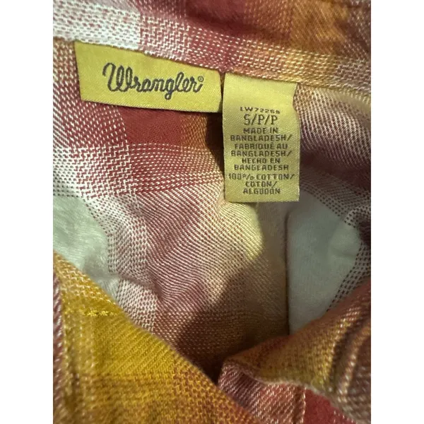 Wrangler Women Pearl Snap Plaid Flannel Shirt Red‎ Cream Chest Pockets Small - Image 6