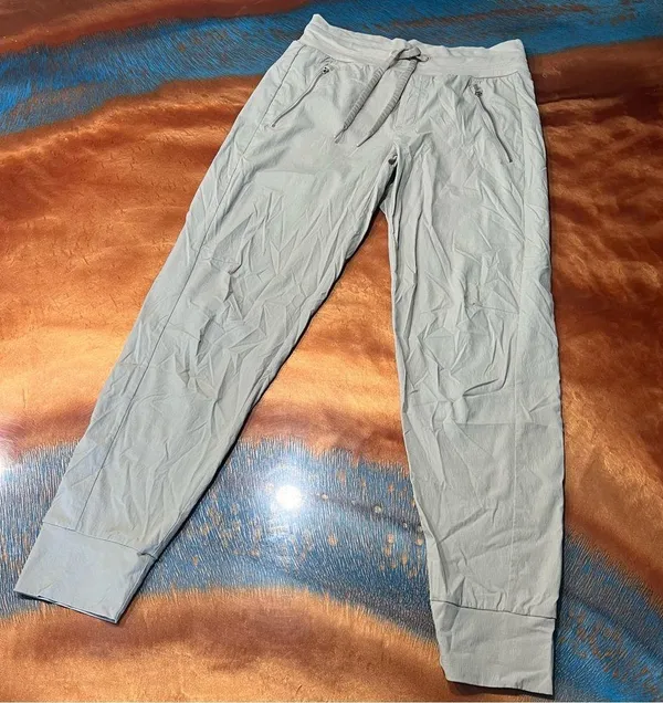 Athleta Trekkie North Joggers Khaki size 0 - Image 7