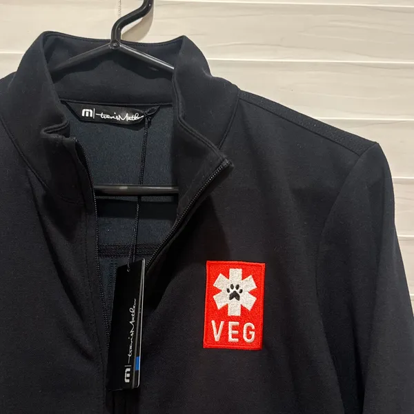 TravisMathew‎ Coveside Jacket Women Small Black NEW TM1LD001 VEG Patch Full Zip - Image 2