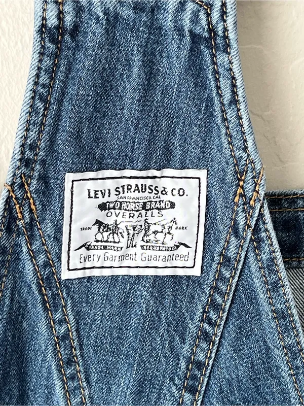 Levi’s premium vintage inspired overalls shorts medium wash medium - Image 6