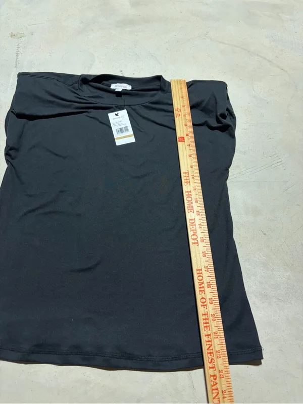 Skinnygirl NWT Black Shoulderpad top small - Image 2