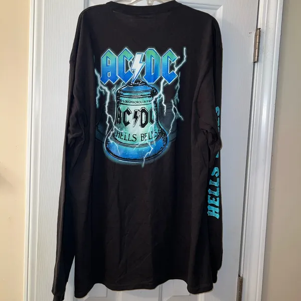 AC/DC Hells Bells Long Sleeve Graphic Vintage Inspired Tee Size Large - Image 2