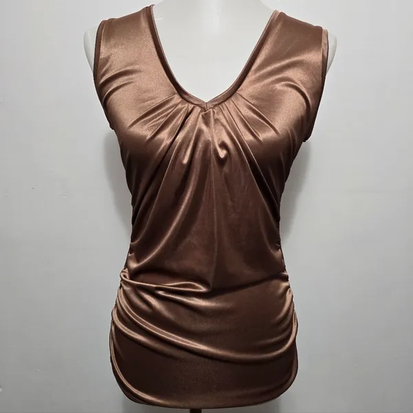 NY&Co Shimmering Bronze Metallic Sleeveless Top Medium Y2K Glam Luxe Shimmercore - Image 2