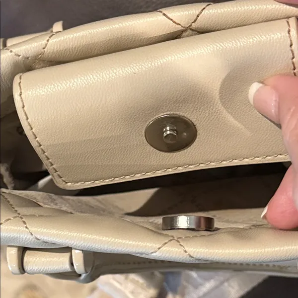 STEVE MADDEN Cream Quilted Crossbody Handbag Detachable Camera Strap - Image 7