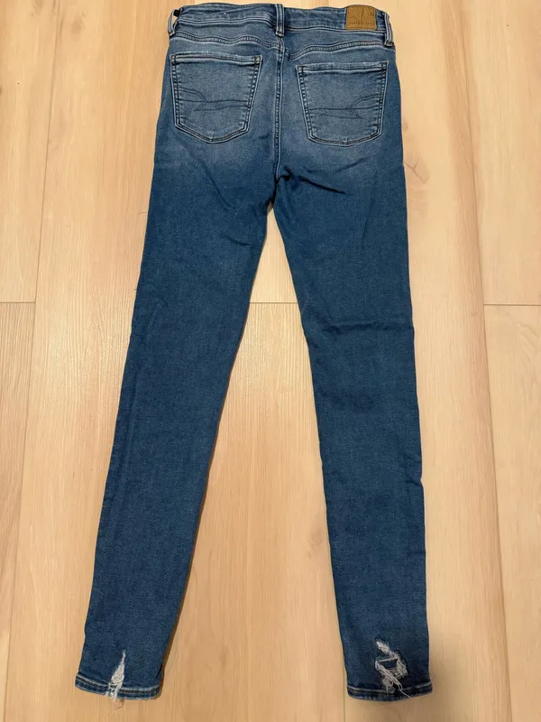 American Eagle distressed Jeans Hi Rise Jegging Women's size 6 X-Long - Image 5
