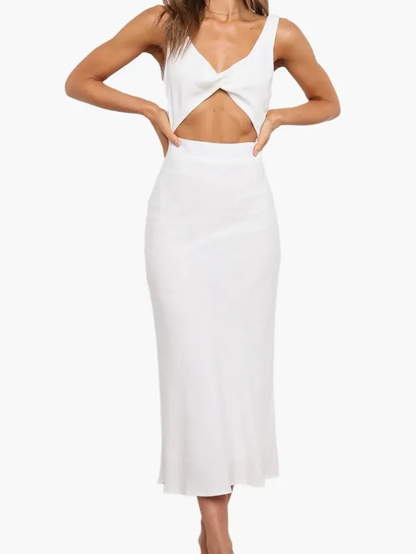 Petal & Pup Apollo Cutout Detail Midi Dress - Image 2