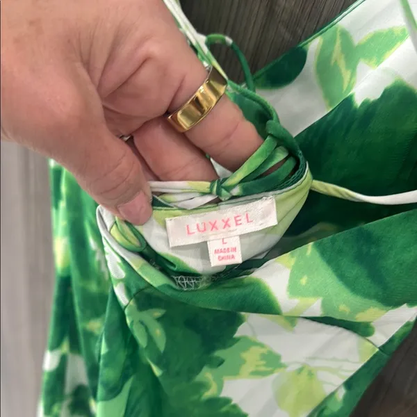Luxxel Green Floral Maxi Dress - Image 4