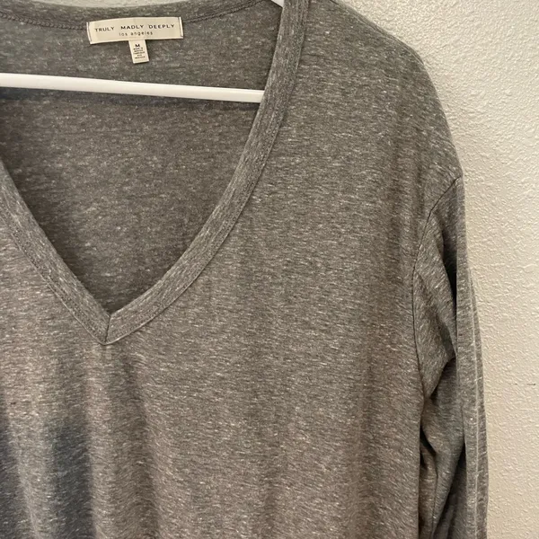 UO tee - Image 2