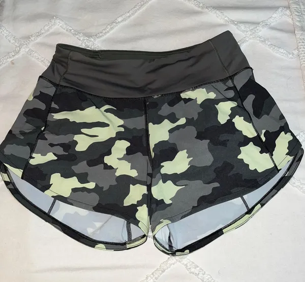Lululemon Speed Up Shorts 4” - Image 6