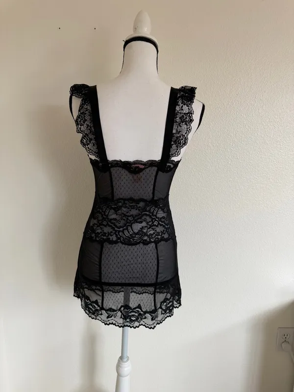 NWT Victoria's Secret Lace Slip - Image 4