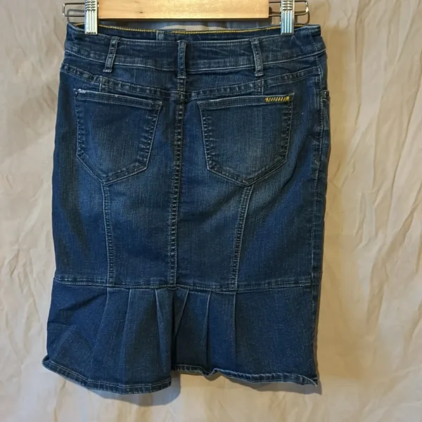 Pilcro Blue Knee-length Pencil Skirt for Casual Work - Image 2