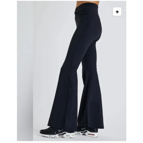 Year Of Ours Veronica‎ Flare Leggings Black Yoga Pants Size M - Image 6