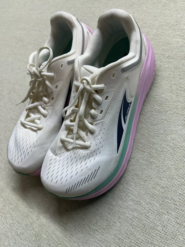 Altra running White Size 11 - Image 3