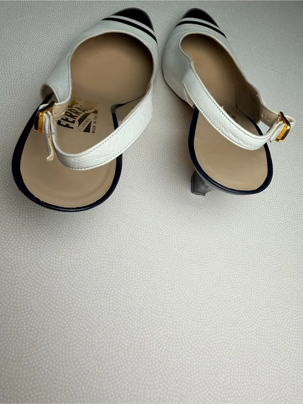 Salvatore Ferragamo Slingback Heels 8B White Navy Leather Italy Vintage 1980’s - Image 9