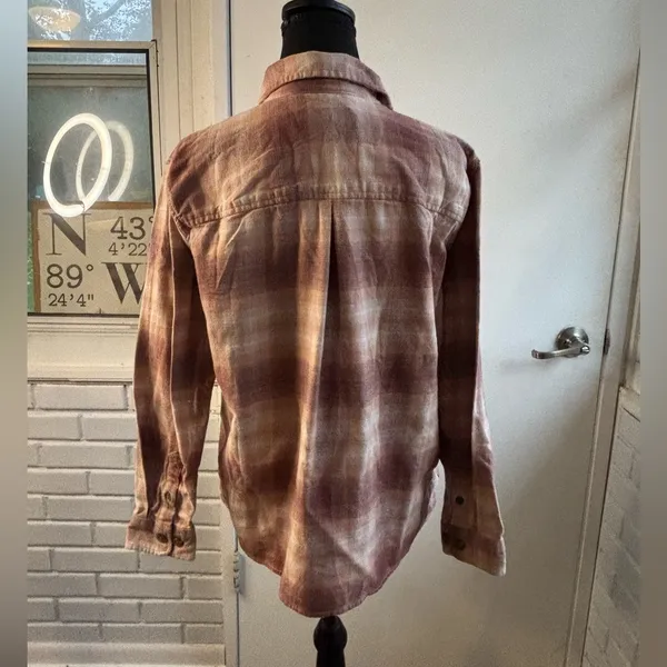 Carhartt Rugged Flex Loose Fit pink medium Flannel‎ - Image 6